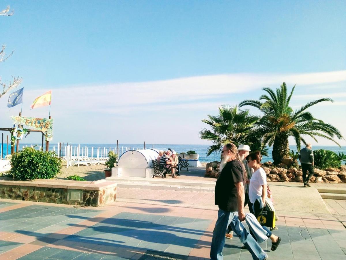 Apartamentos Caravane Torremolinos Kültér fotó