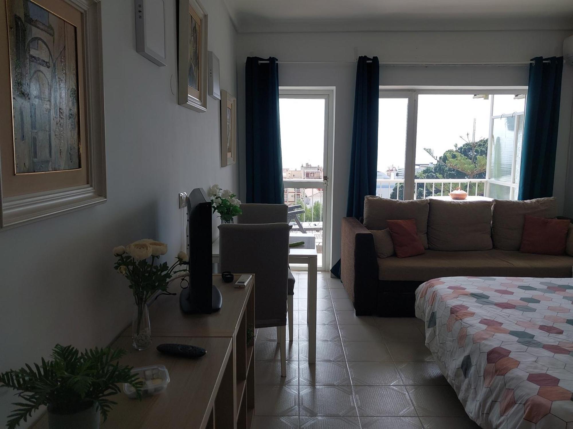 Apartamentos Caravane Torremolinos Kültér fotó