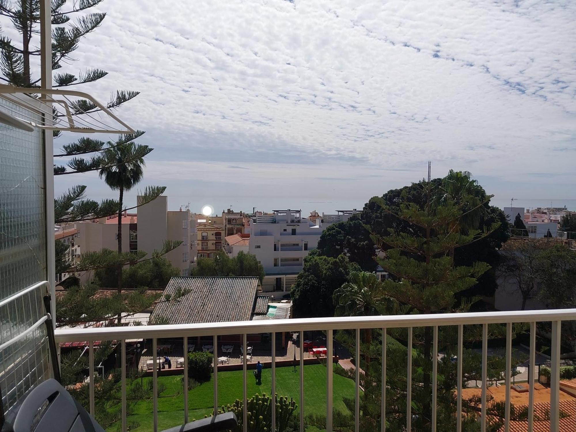 Apartamentos Caravane Torremolinos Kültér fotó